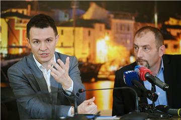 Makarska, prvi grad u Dalmaciji u inicijativi protiv bespravne gradnje