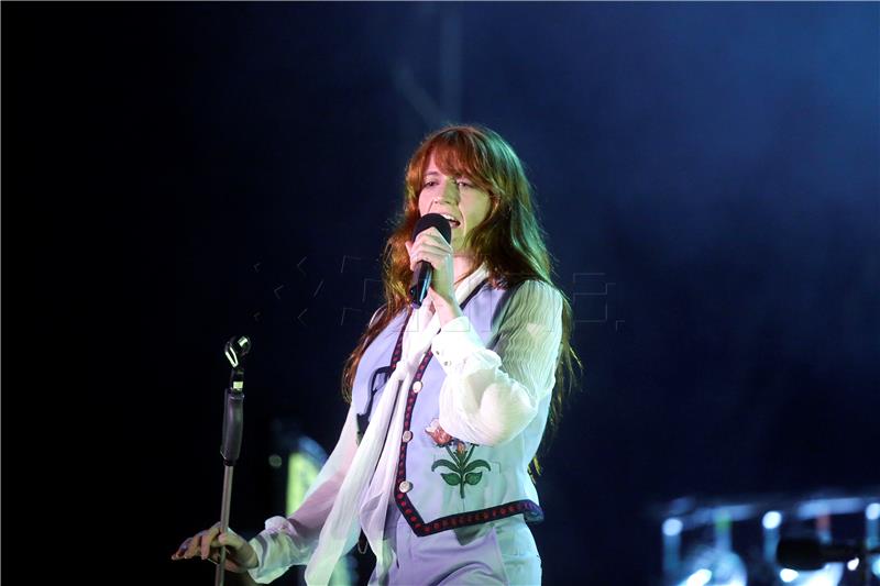 Rasprodani pulski koncerti Florence + The Machine i Robbieja Williamsa