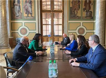 Ministers reaffirm friendship and tourism cooperation between Bavaria and Croatia