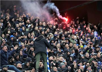 Uhićeno 12 navijača, na stadionu pronađeno oko 200 pirotehničkih sredstava