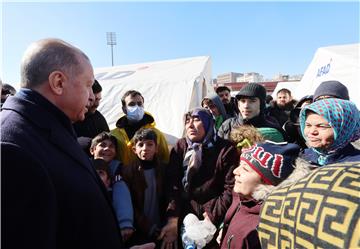 Erdogan se ispričao zbog kašnjenja spasilačkih ekipa