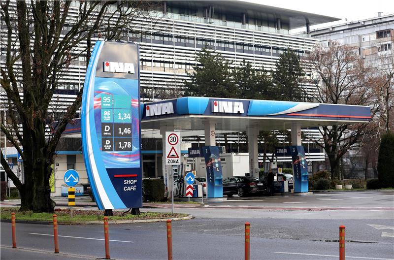 Petrol and diesel to cost €1.38 per litre as of Tuesday