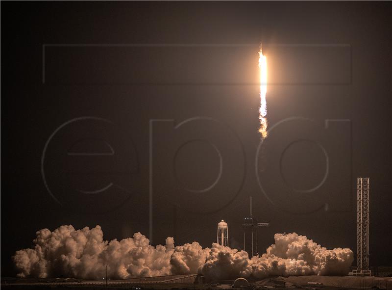 SpaceX lansiran s Floride ponio prema ISS-u četveročlanu posadu 