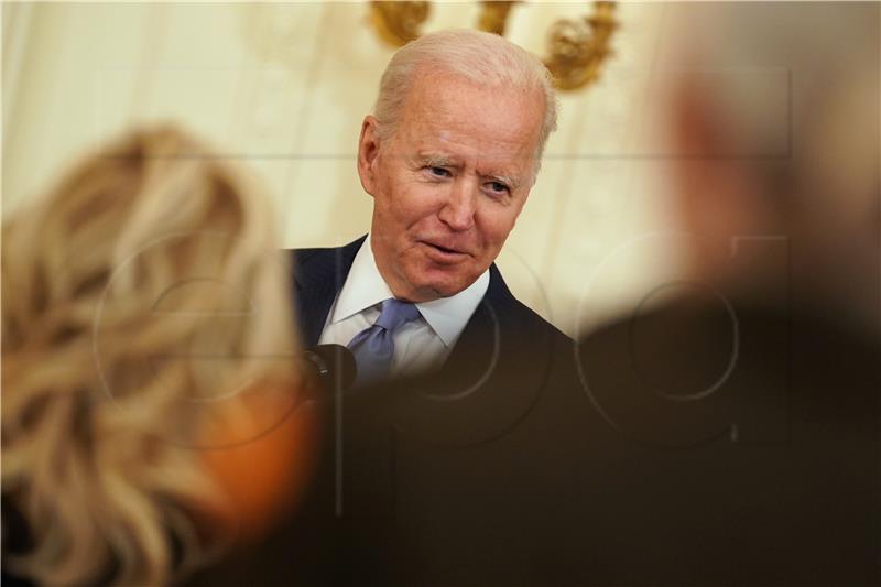 Biden uručio Medalju časti afroameričkom heroju Vijetnamskog rata