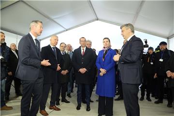 Premijer Plenković i danska premijerka obišli kontejnerski terminal u Rijeci