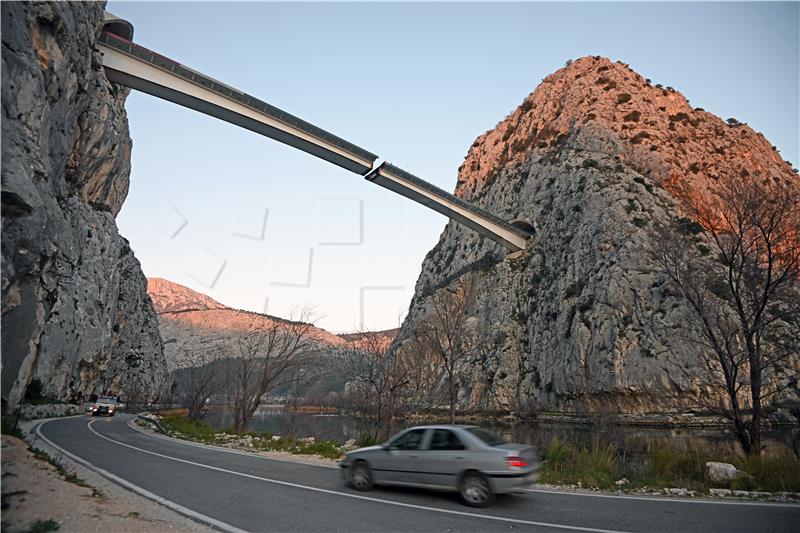 Cetina Bridge to be connected today