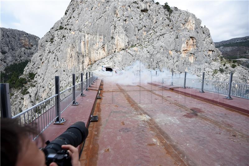 Svečanost spajanja mosta Cetina