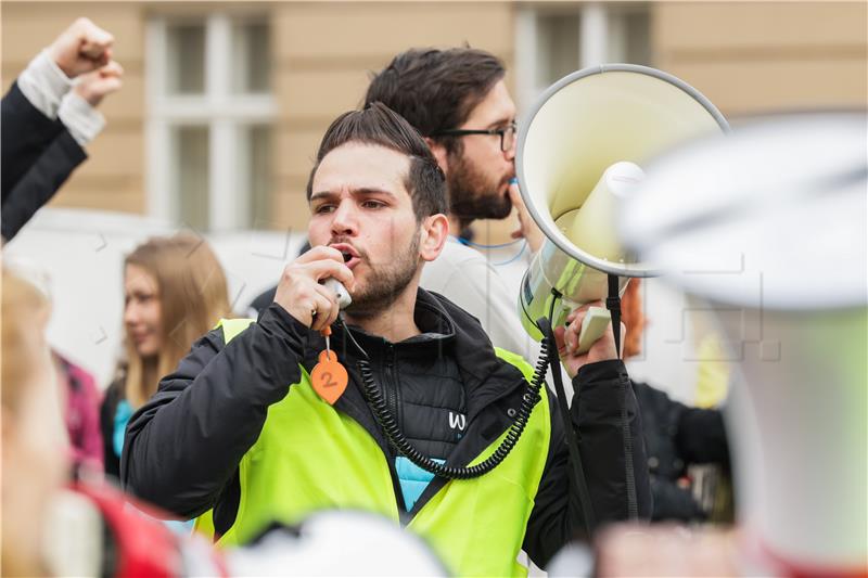 Prosvjed Inicijative zajednice Wolt dostavljača