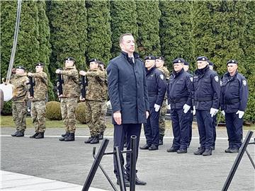 Obilježavanje Dana hrvatskih branitelja Vukovara na Memorijalnom groblju