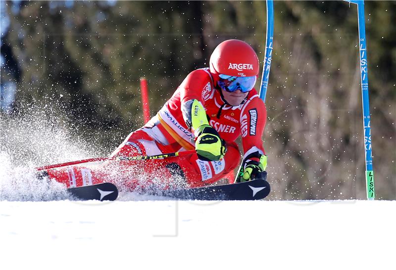 SK Kranjska Gora: Vodi Odermatt, Zubčić na 11. mjestu