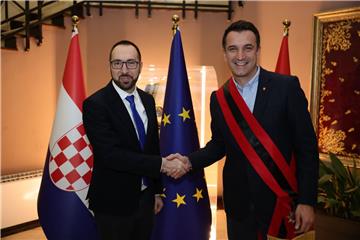 Zagreb mayor visits Tirana to discuss cooperation between two capitals