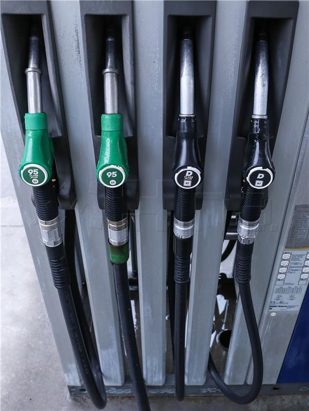 Petrol, diesel to cost €0.02 more as of Tuesday