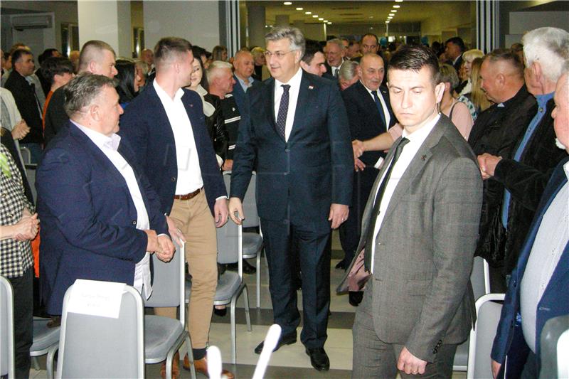 Plenković na jubileju HDZ-a u Sisku