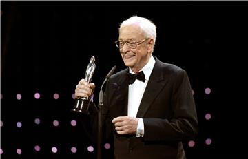 Michael Caine slavi 90. rođendan: Od djeteta iz radničke obitelji do gentlemana