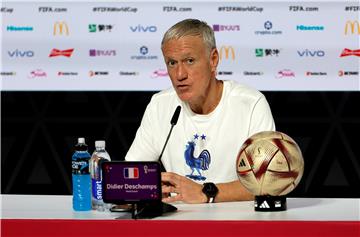 Deschamps pozvao tri početnika za kvalifikacije za Euro 2024.