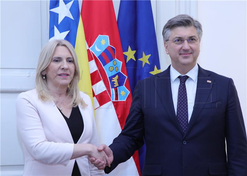 PM tells BiH Presidency chair Croatia supports BiH's European journey