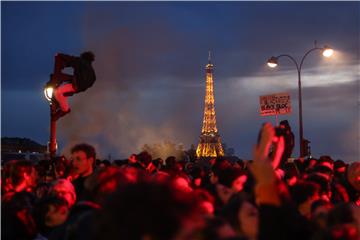 FRANCE DEMONSTRATION PENSIONS