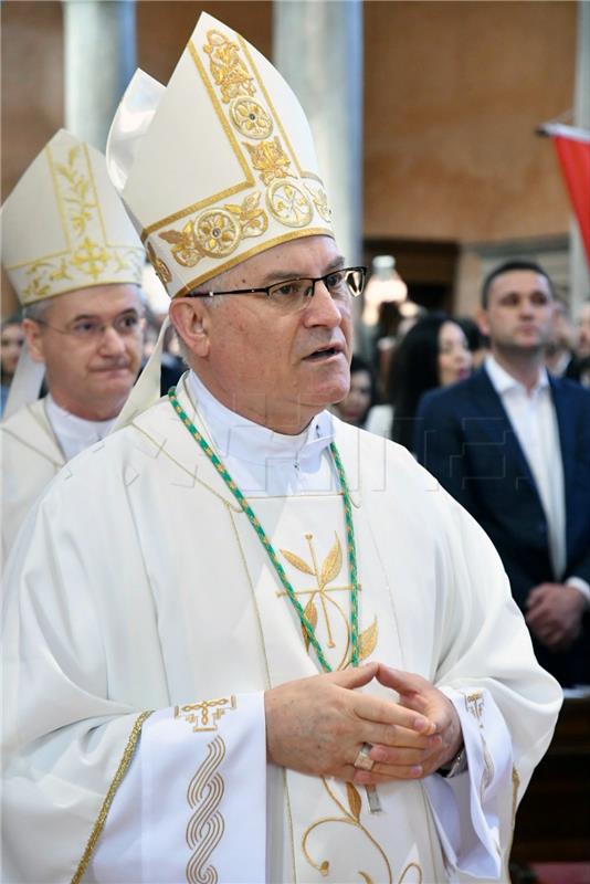 Mons. Ivan Štironja preuzeo upravljanje Porečkom i Pulskom biskupijom