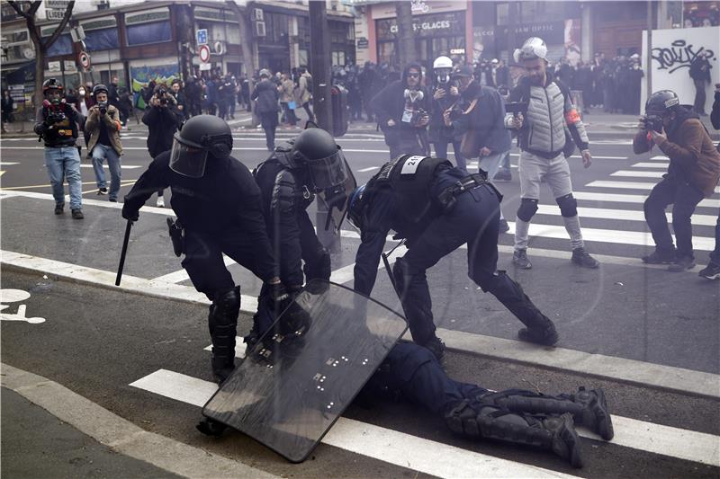 FRANCE PENSIONS PROTEST