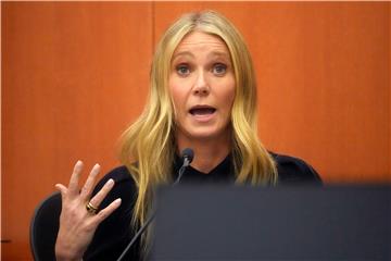 USA PEOPLE PALTROW SKI TRIAL