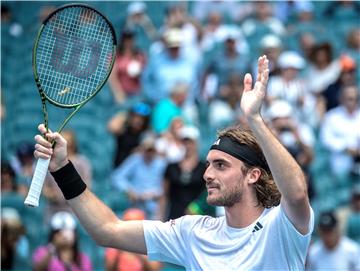 ATP Miami: Teška pobjeda Tsitsipasa, lagana za Hačanova