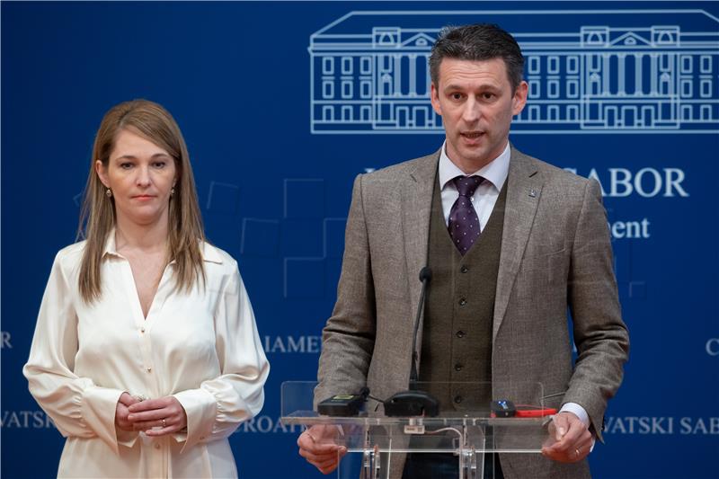 Konferencija za medije Kluba zastupnika Mosta