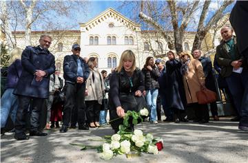 Kamen spoticanja za Borisa Hanžekovića ispred Pravnog fakulteta