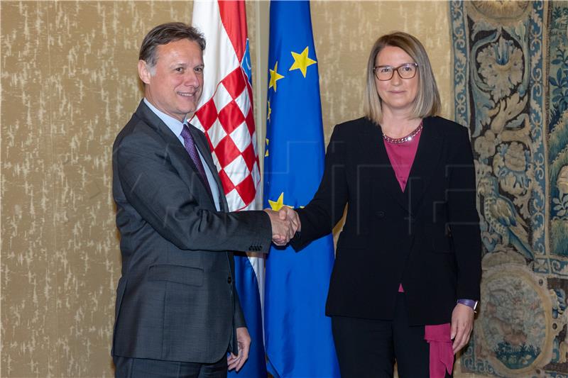 Parliament Speaker meets with Croatian member of European Court of Auditors