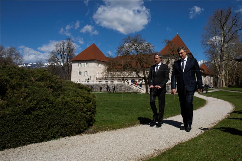 Premijer Plenković se sastao sa slovenskim premijerom Golobom