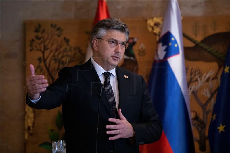 Plenković: Razmatra se poništenje kazni ribarima Slovenije i Hrvatske