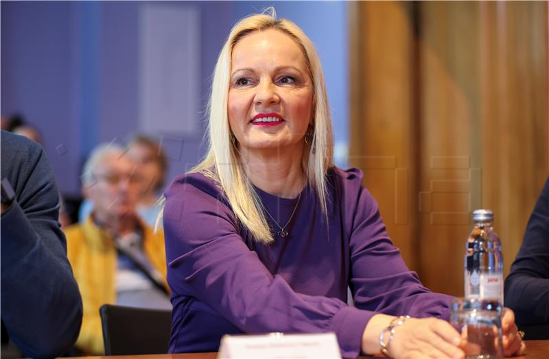 Okrugli stol "Kreativne industrije na internetu"