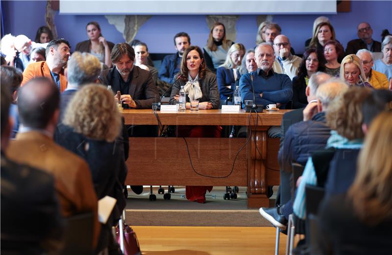 Okrugli stol "Kreativne industrije na internetu"