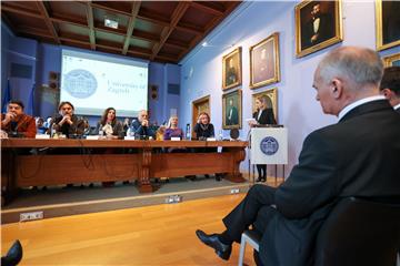 Okrugli stol "Kreativne industrije na internetu"