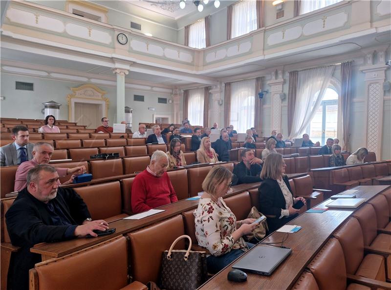 Karlovačka Županijska skupština: Priznanje generalu Miljavcu, ne i Stipetiću