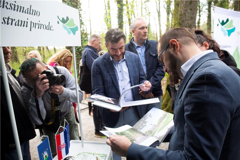 Tomašević obišao Centar za istraživanje urbane bioraznolikosti "Sciurus"