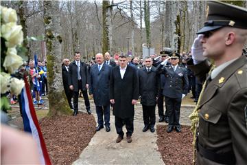 Milanović položio vijenac ispred Spomen obilježja Josipu Joviću