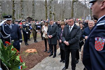 Milanović položio vijenac ispred Spomen obilježja Josipu Joviću