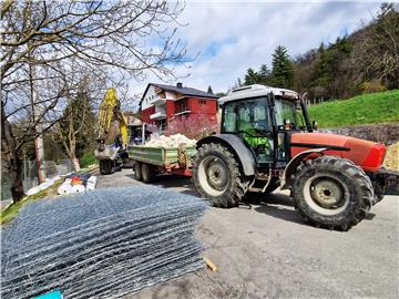 Krapina: Bačić obišao radove na sanaciji klizišta