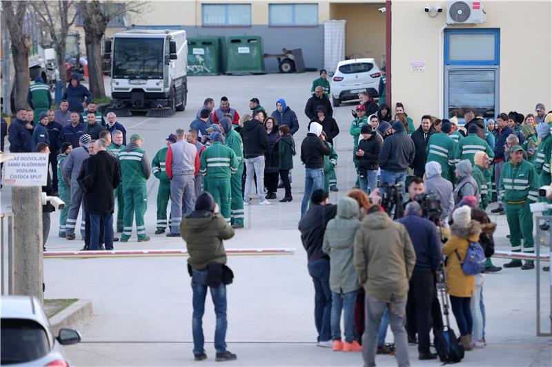  Završen štrajk u splitskoj Čistoći- svima 100 eura bruto  (1)