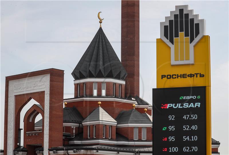 RUSSIA ROSNEFT ECONOMY