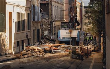 Marseille: Pronađena dva tijela pod ruševinama, nastavlja se potraga za šest osoba