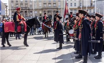 Svečana smjena straže Kravat pukovnije