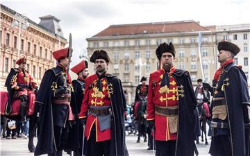 Svečana smjena straže Kravat pukovnije