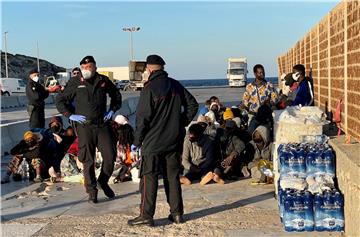 ITALY MIGRANTS