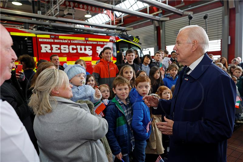 Biden se danas obraća irskom parlamentu i bit će počasni gost banketa u dvorcu Dublin