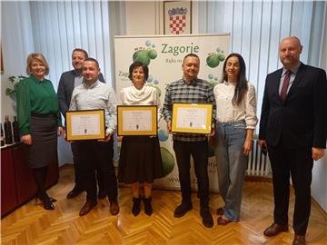 Pumpkin seed oil from Zagorje wins three international gold awards