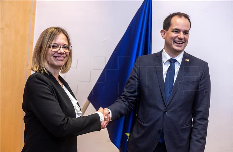 Croatia and Slovenia continue working together in modernising public administration