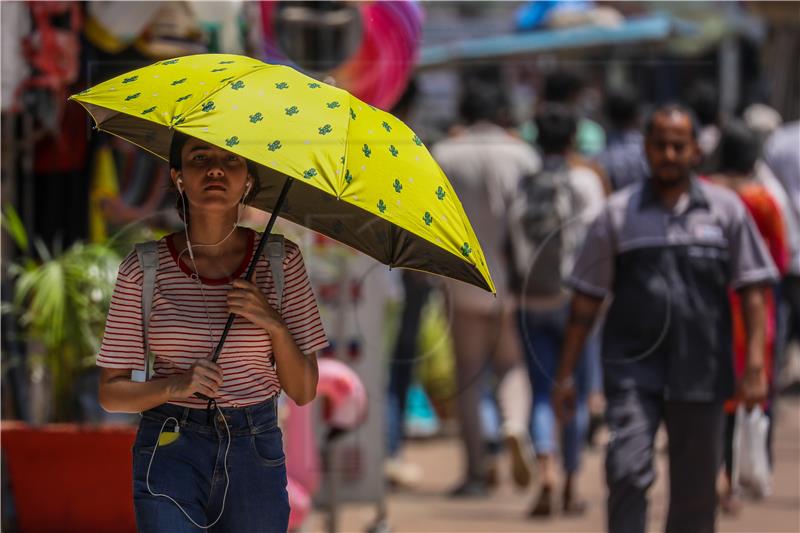 INDIA WEATHER HEAT WAVE WARNING