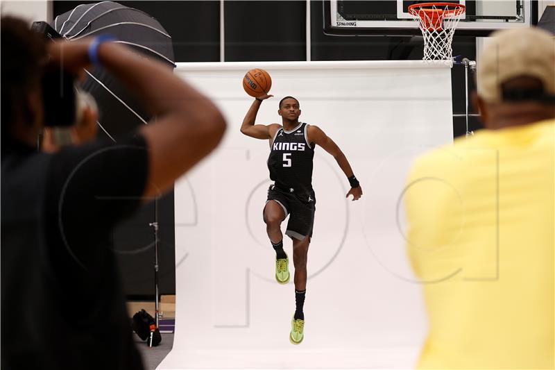 NBA: De’Aaron Fox prvi dobitnik nagrade "Jerry West"