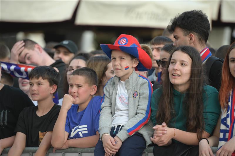 Doček juniora Hajduka na Rivi